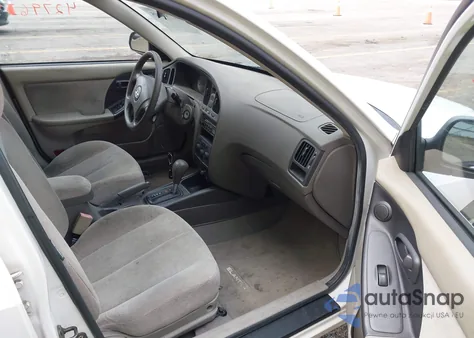 2004 Hyundai Elantra Gls/Gt z USA, uszkodzony, nr VIN KMHDN46D14U904583